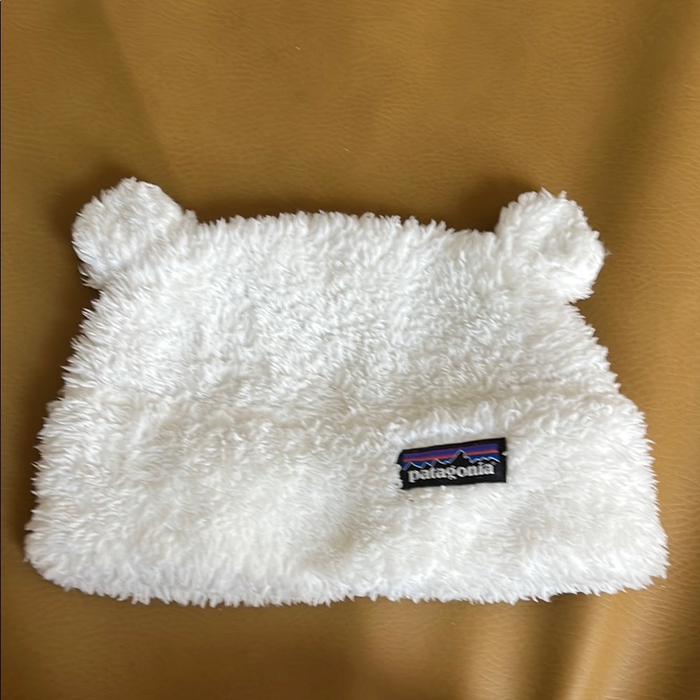 Patagonia Kids' White Fuzzy Hat